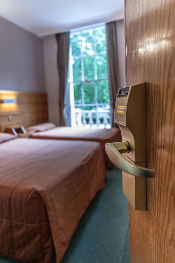 The Nayland 3*